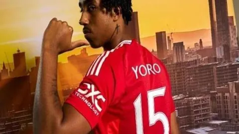 “马来西亚羽毛球公开赛：程星、张驰无缘四强”